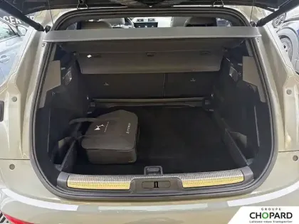 Photo 5 DS Ds 7  Hybride Rechargeable E-Tense 225 EAT8