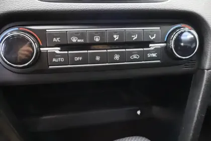 Photo 80 Kia Xceed  1.5l T-GDi 160 ch DCT7