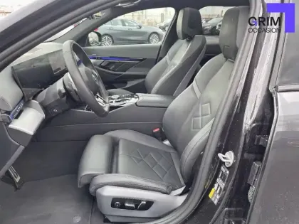 Photo 24 BMW Serie 5 Touring 530e xDrive PHEV 299 ch BVA8