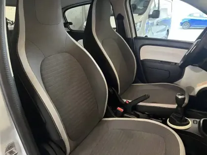 Photo 18 Renault Twingo  III SCe 65 - 21