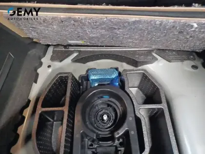 Photo 15 Peugeot 208  PureTech 100 S&S EAT8