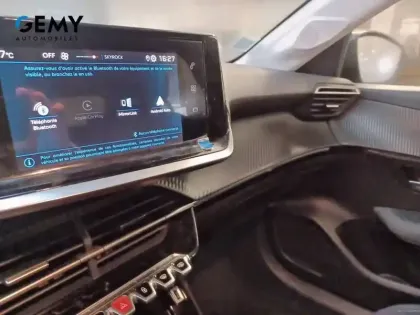 Photo 12 Peugeot 208  PureTech 100 S&S EAT8