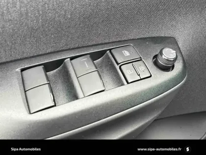 Photo 20 Mazda 2 Mazda Hybrid 1.5L CVT 116 ch