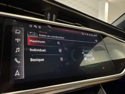 Photo 78 Audi A6  Avant 55 TFSIe 367 ch S tronic 7 Quattro