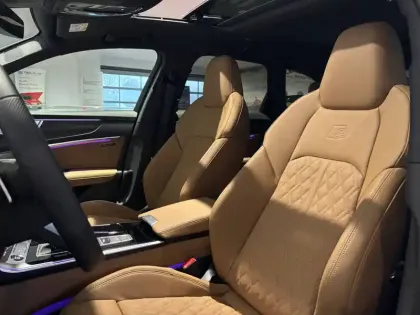 Photo 21 Audi A6  Avant 55 TFSIe 367 ch S tronic 7 Quattro