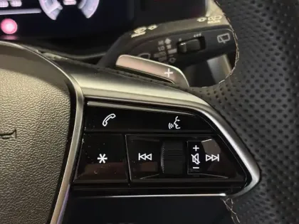 Photo 31 Audi A6  Avant 55 TFSIe 367 ch S tronic 7 Quattro