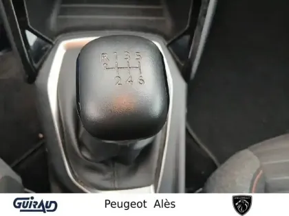 Photo 14 Peugeot 208  PureTech 100 S&S BVM6