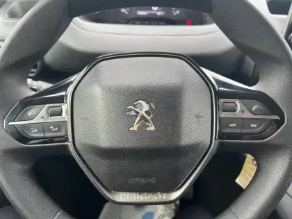 Photo 39 Peugeot Partner  FOURGON STANDARD 650 KG BLUEHDI 100 S&S BVM6