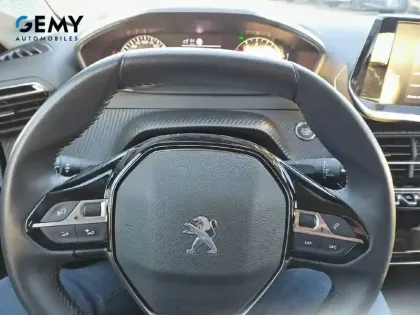 Photo 19 Peugeot 208  PureTech 100 S&S BVM6