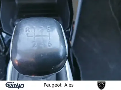 Photo 36 Peugeot 208 Gén. II Ph1 Allure 5