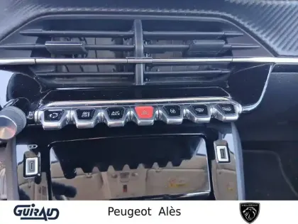 Photo 16 Peugeot 208  PureTech 100 S&S BVM6