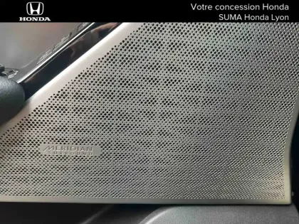 Photo 23 Land rover Range Rover Velar  2.0L P400e PHEV 404ch