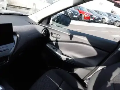 Photo 10 Nissan Juke  HYBRID 143