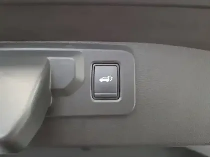 Photo 49 Mitsubishi Grandis  1.8 MPI HEV 158