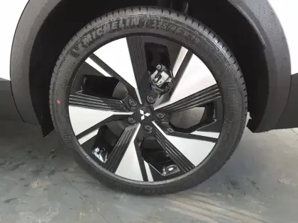 Photo 46 Mitsubishi Grandis  1.8 MPI HEV 158