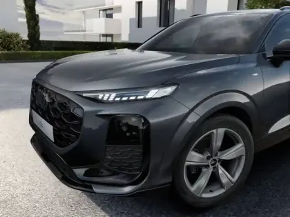 Photo 9 Audi Q3  TFSI 150 ch Hybride S tronic 7