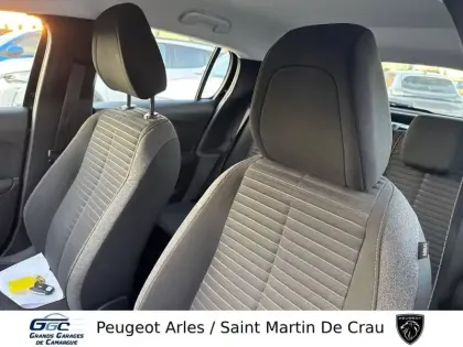 Photo 8 Peugeot 208  BlueHDi 100 S&S BVM6