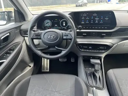 Photo 6 Hyundai Bayon  1.0 T-GDi 100 DCT-7 Hybrid 48V