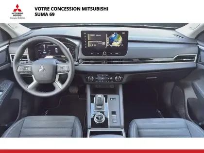 Photo 11 Mitsubishi Outlander  2.4 MIVEC PHEV 306 4WD