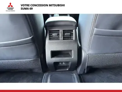 Photo 29 Mitsubishi Outlander  2.4 MIVEC PHEV 306 4WD