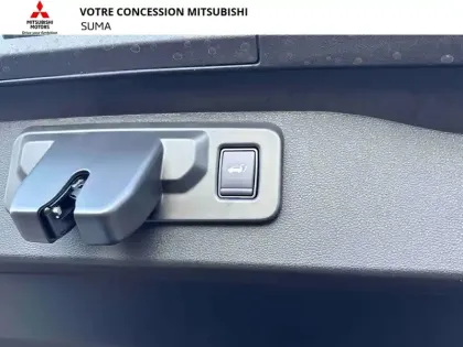 Photo 32 Mitsubishi Eclipse  Cross 87 kWh 218