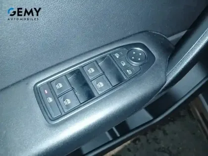 Photo 32 Renault Captur  TCe 100 GPL