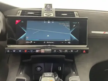 Photo 19 DS Ds 7 DS7 Crossback Hybride E-Tense 300 EAT8 4x4