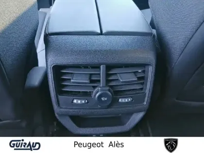 Photo 13 Peugeot 3008  Hybrid 225 e-EAT8