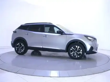 Photo 33 Peugeot 2008  BlueHDi 130 S&S EAT8