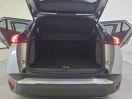 Photo 5 Peugeot 2008  BlueHDi 130 S&S EAT8