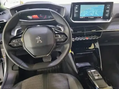 Photo 37 Peugeot 2008  BlueHDi 130 S&S EAT8