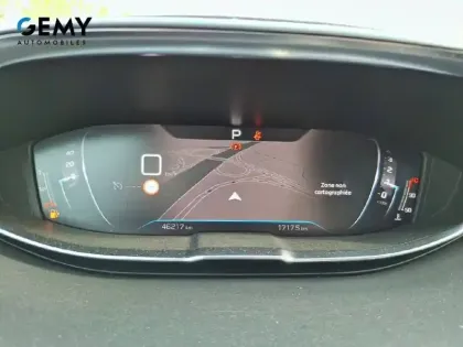 Photo 11 Peugeot 5008  PureTech 130ch S&S EAT8