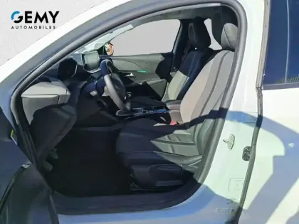 Photo 58 Peugeot 208  PureTech 100 S&S BVM6