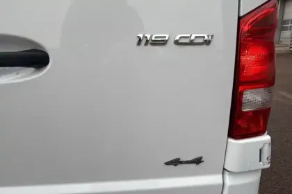 Photo 9 Mercedes Vito  119 4x4 LONG FOURGON RWD