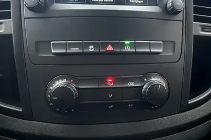 Photo 13 Mercedes Vito  119 4x4 LONG FOURGON RWD