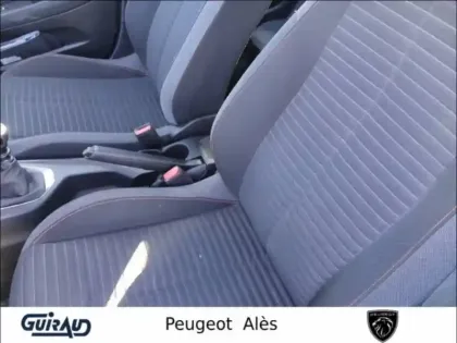 Photo 8 Peugeot 208  PureTech 100 S&S BVM6