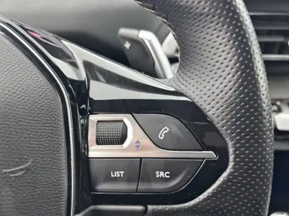 Photo 25 Peugeot 3008  BlueHDi 130ch S&S EAT8