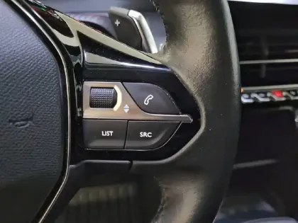 Photo 42 Peugeot 2008  PureTech 130 S&S EAT8