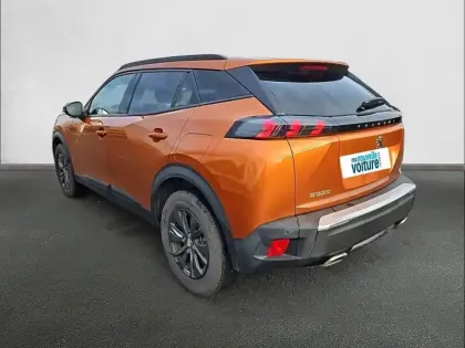 Photo 6 Peugeot 2008  PureTech 130 S&S EAT8