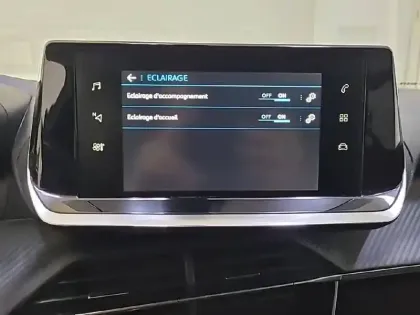 Photo 46 Peugeot 2008  PureTech 130 S&S EAT8