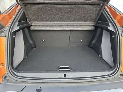 Photo 5 Peugeot 2008  PureTech 130 S&S EAT8