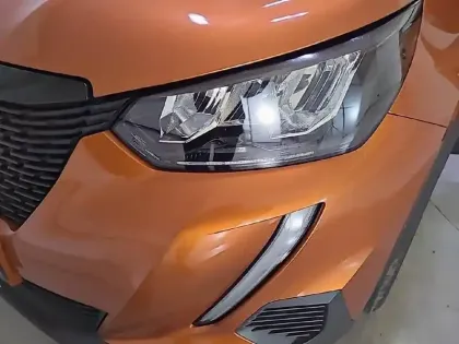 Photo 37 Peugeot 2008  PureTech 130 S&S EAT8