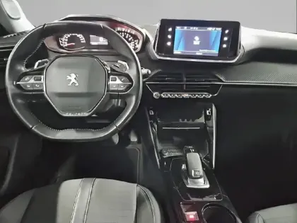 Photo 7 Peugeot 2008  BlueHDi 130 S&S EAT8