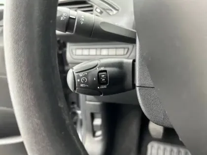 Photo 47 Peugeot 208  PureTech 68ch BVM5