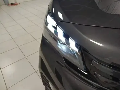 Photo 15 Peugeot Expert  CA FIXE M DIESEL 180 CH AUTOMATIQUE