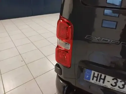 Photo 16 Peugeot Expert  CA FIXE M DIESEL 180 CH AUTOMATIQUE