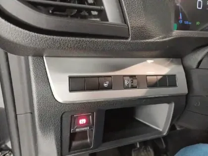 Photo 18 Peugeot Expert  CA FIXE M DIESEL 180 CH AUTOMATIQUE