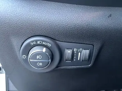 Photo 132 Jeep Compass  1.6 I MultiJet II 130 ch BVM6