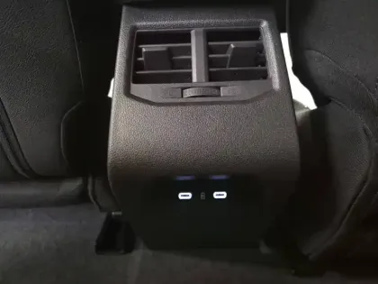 Photo 21 Mitsubishi Eclipse Cross  87 kWh 218