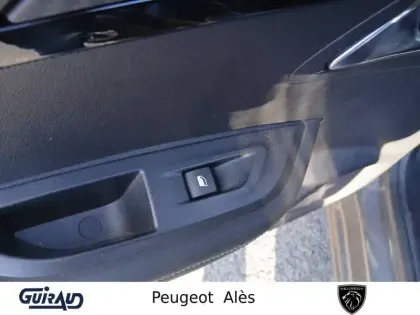 Photo 54 Peugeot 2008  PureTech 130 S&S EAT8